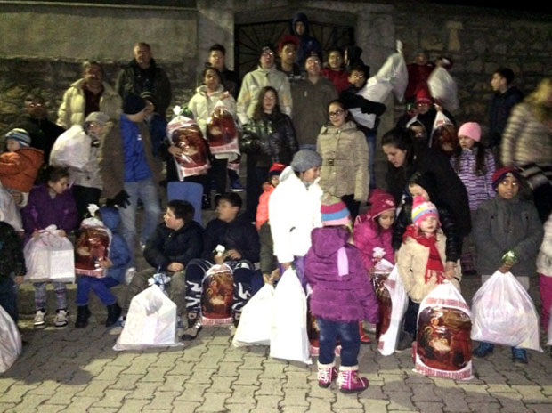 Хуманитарци из Штутгарта обрадовали децу на Косову